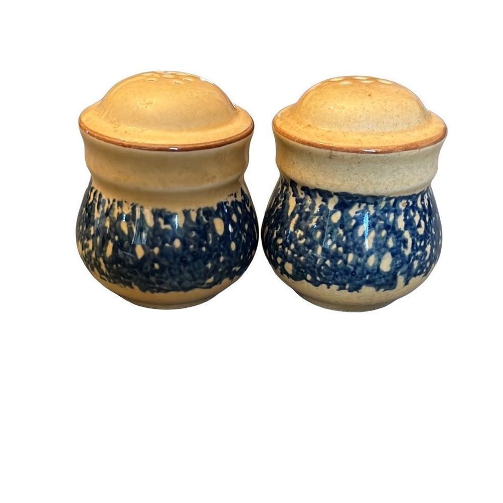 Pfaltzgraff American Salt & Pepper Set‎ Retired